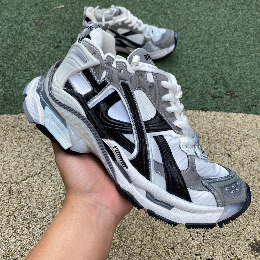 BALENCIAGA RUNNER