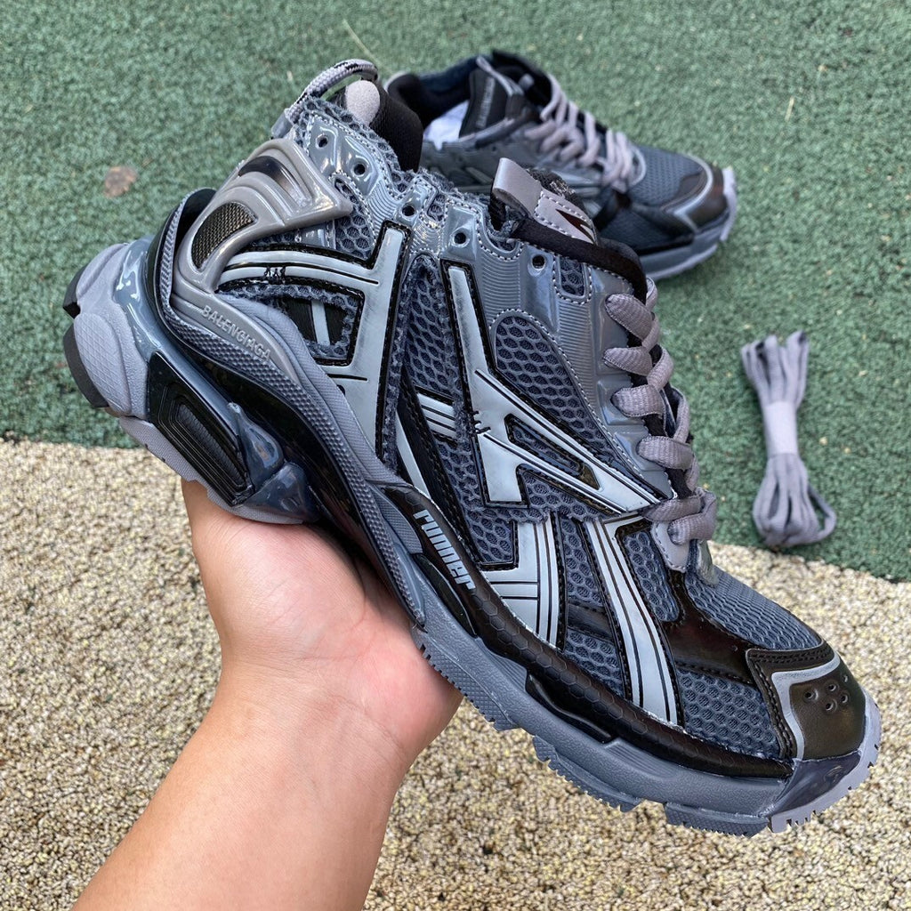 BALENCIAGA RUNNER