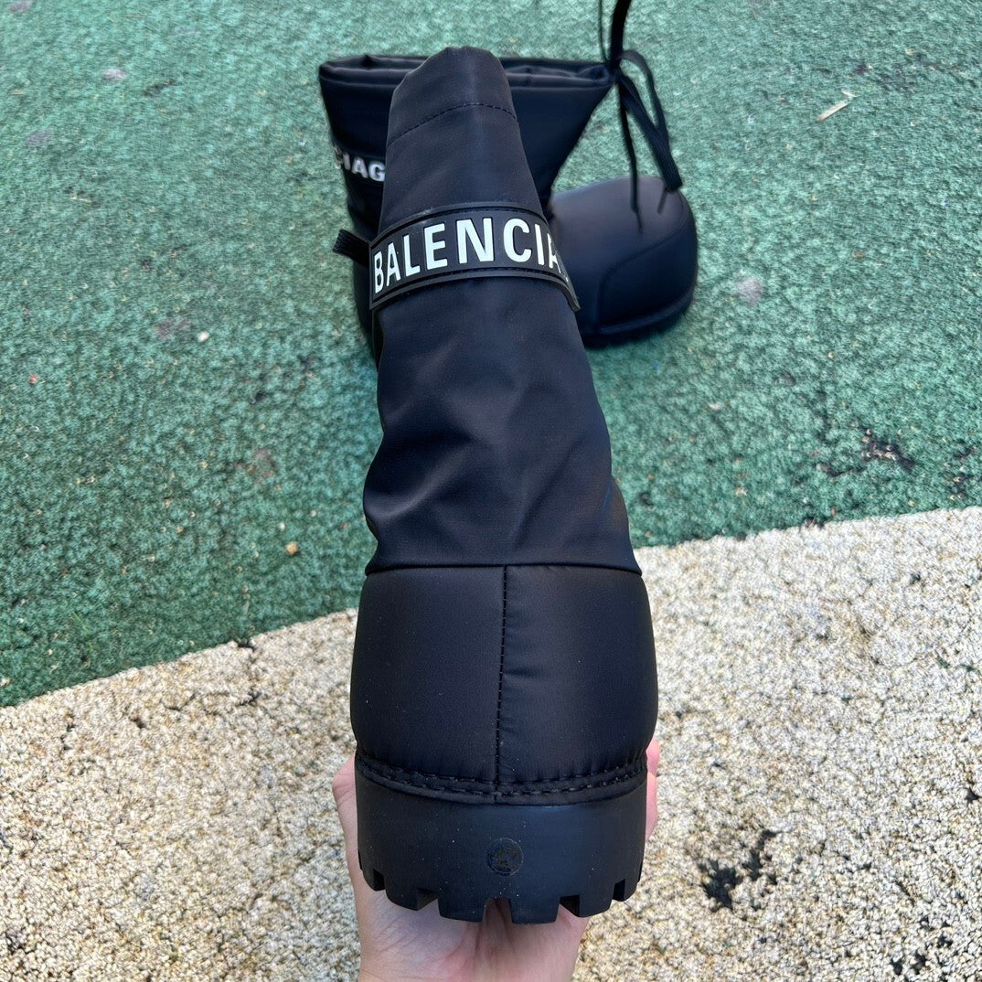 BALENCIAGA ALASKA LOW BOOTS