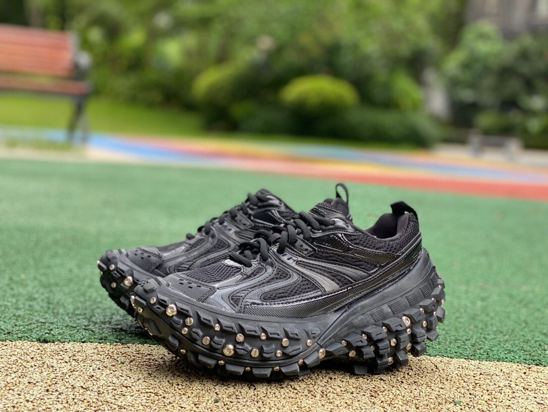 BALENCIAGA DEFENDER ‘BLACK’