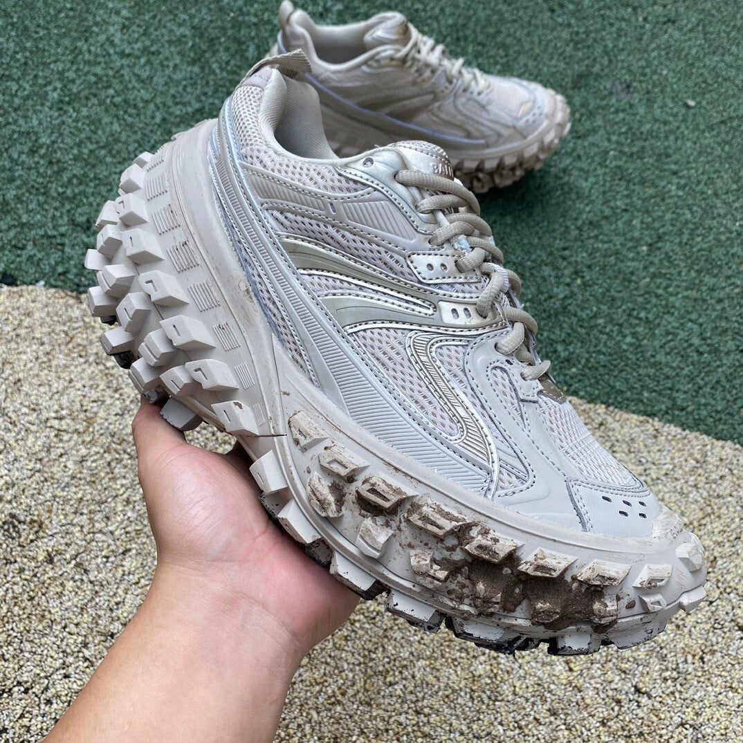 Balenciaga Defenders ‘Brown’