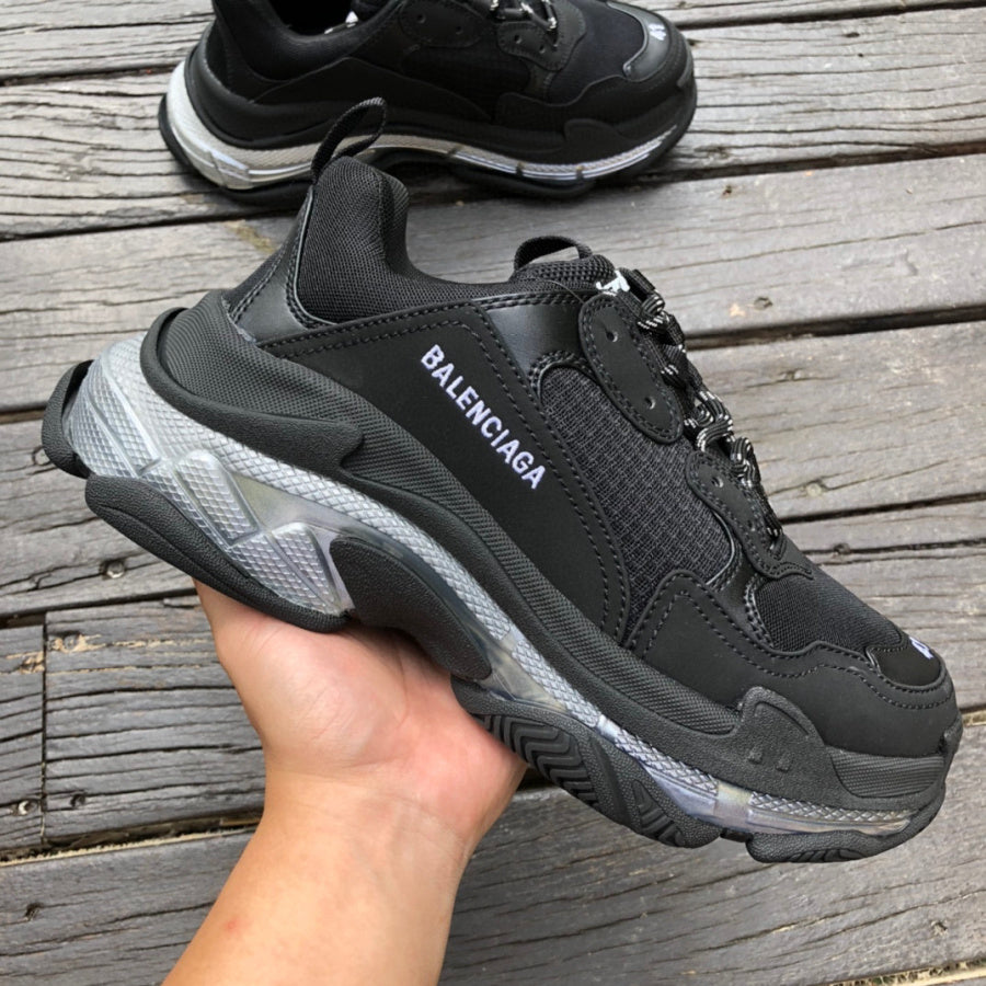 BALENCIAGA TRIPLE S