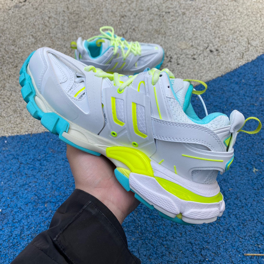 BALENCIAGA TRIPLE S
