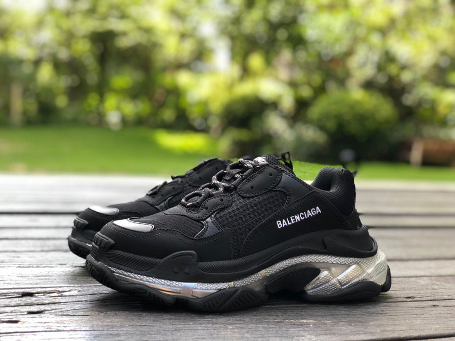 BALENCIAGA TRIPLE S