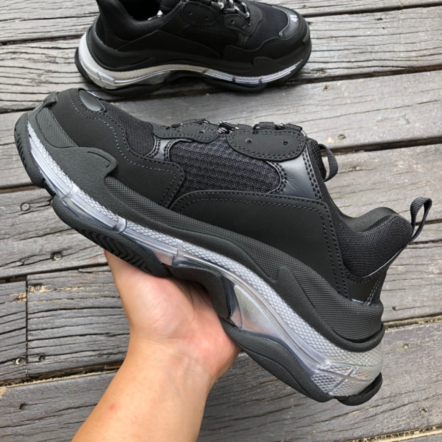 BALENCIAGA TRIPLE S
