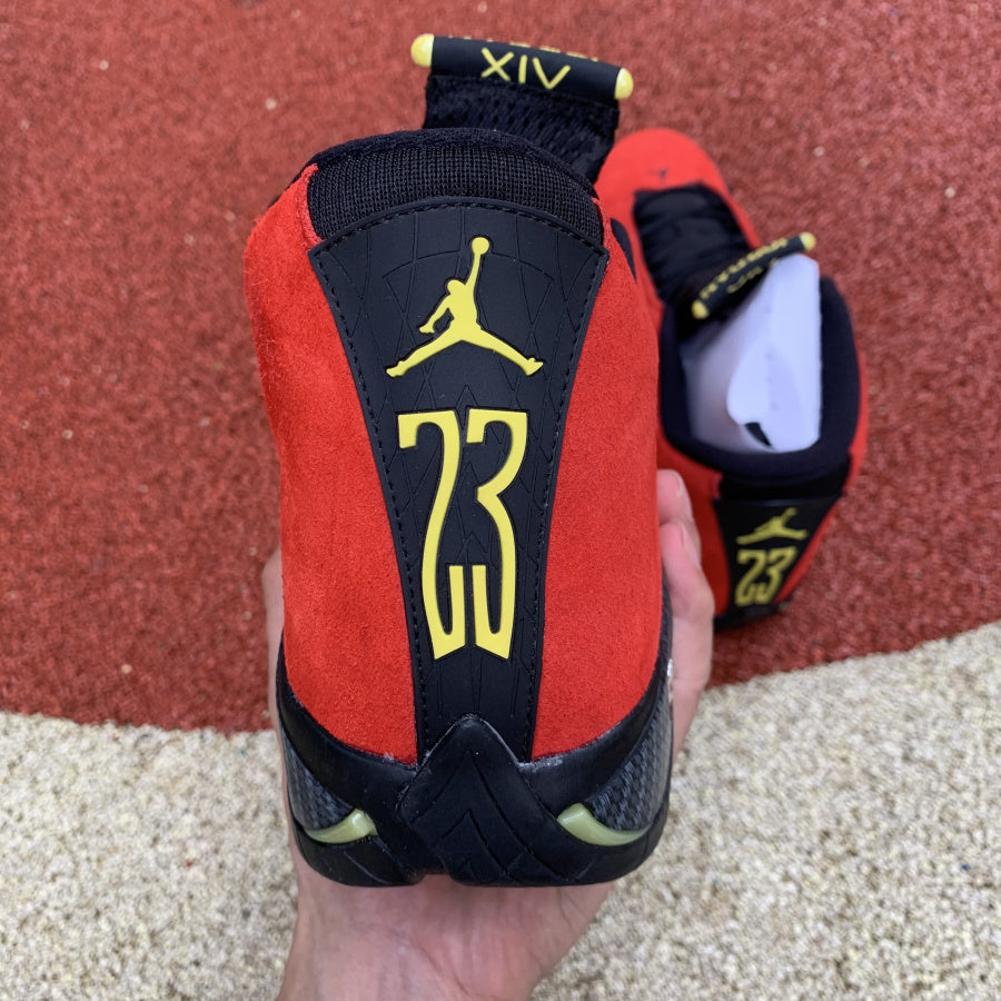 JORDAN 14 ‘FERRARI’