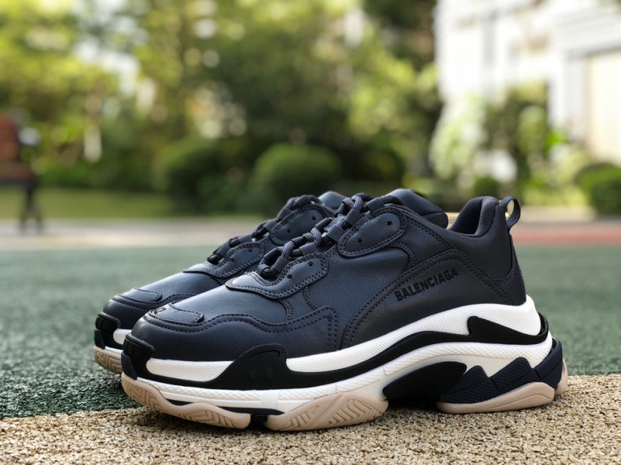 BALENCIAGA TRIPLE S
