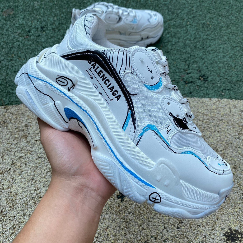 BALENCIAGA TRIPLE S