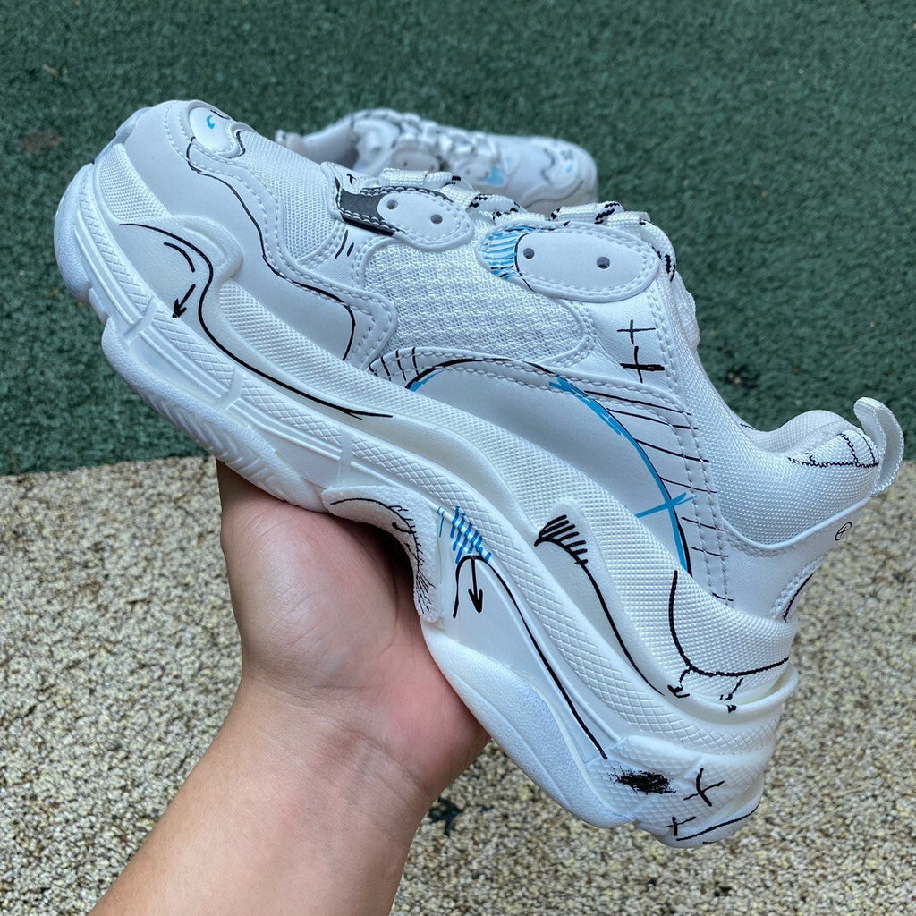 BALENCIAGA TRIPLE S