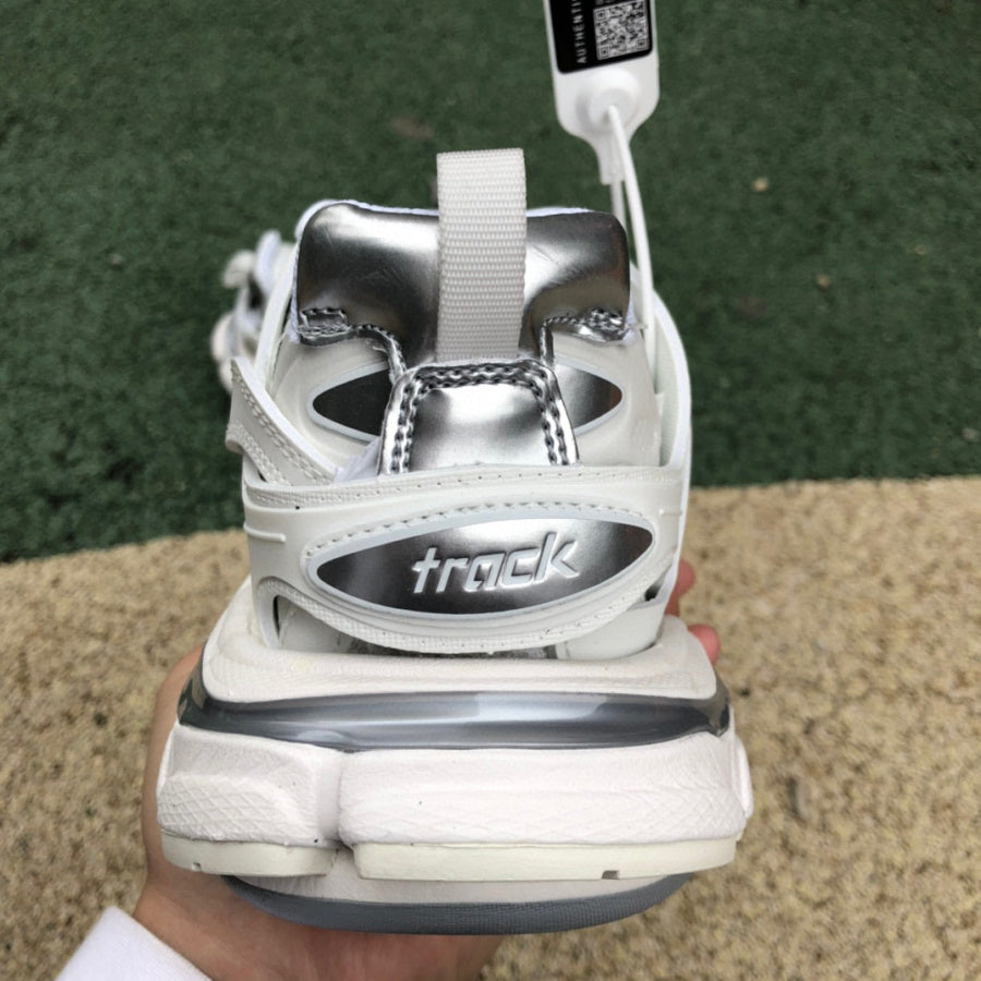 BALENCIAGA TRACK