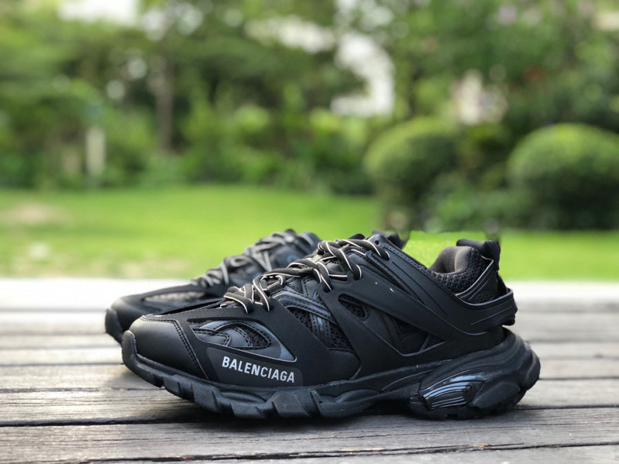 BALENCIAGA TRACK