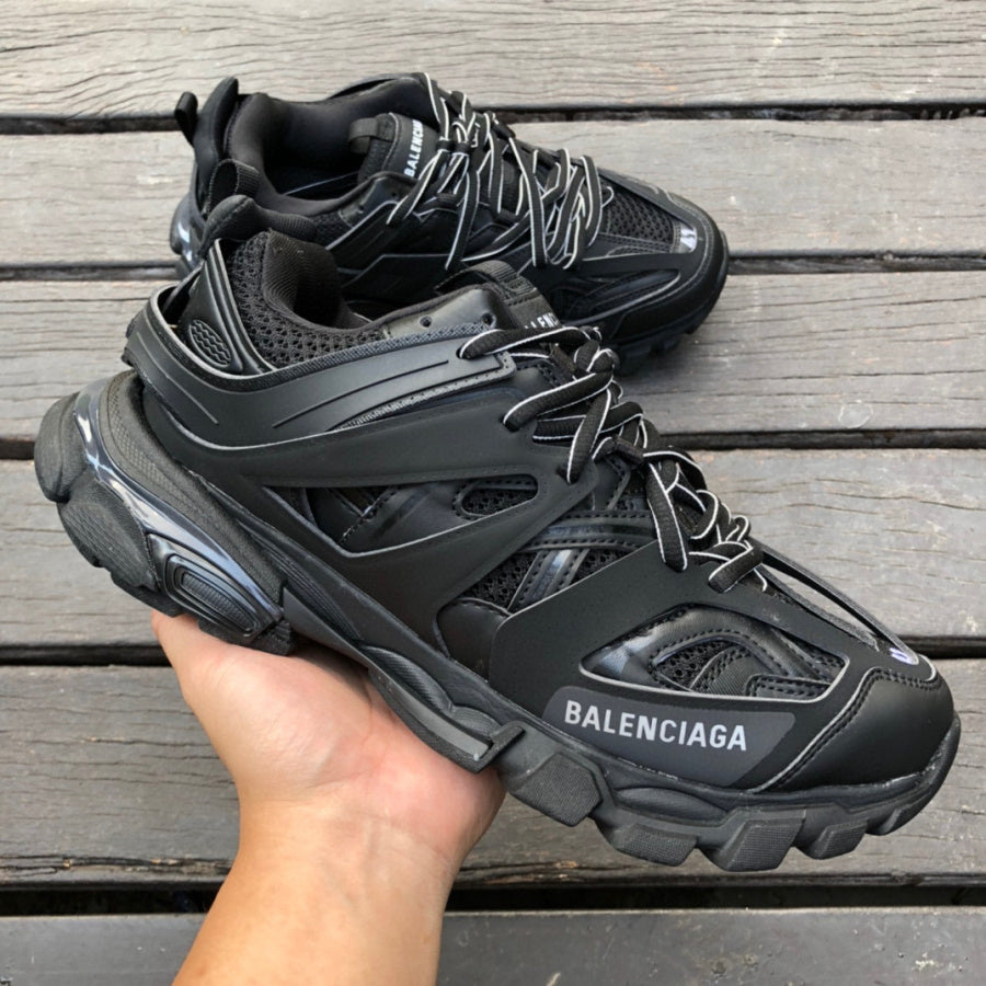 BALENCIAGA TRACK