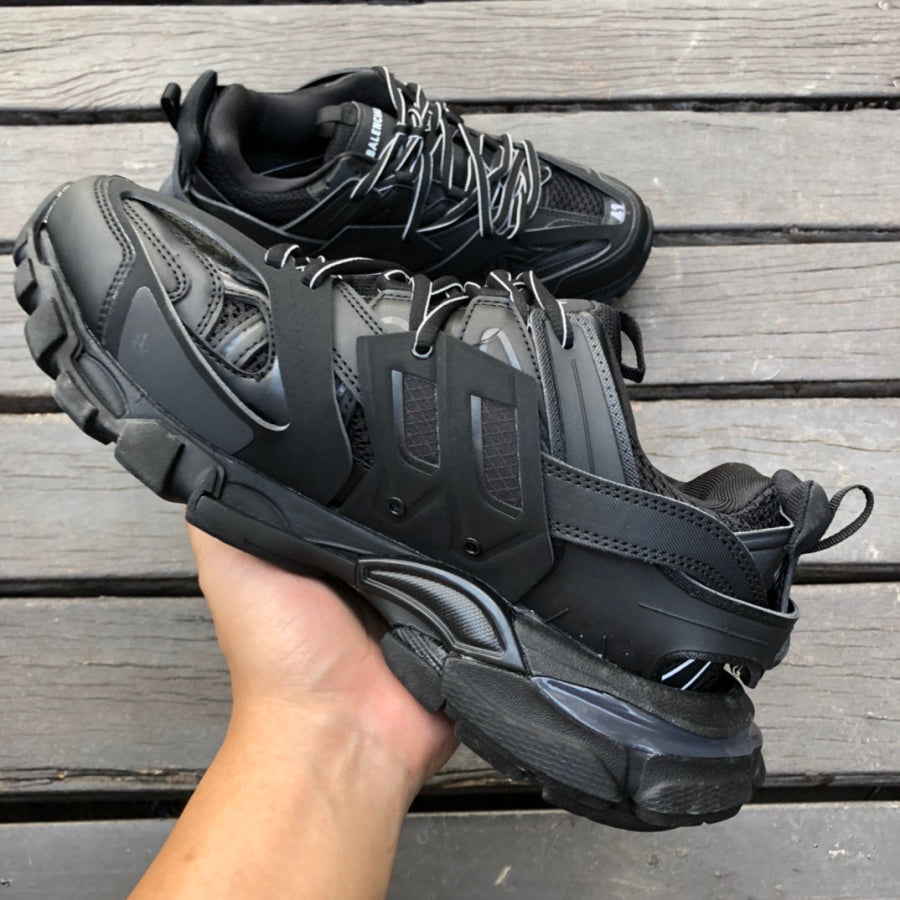 BALENCIAGA TRACK