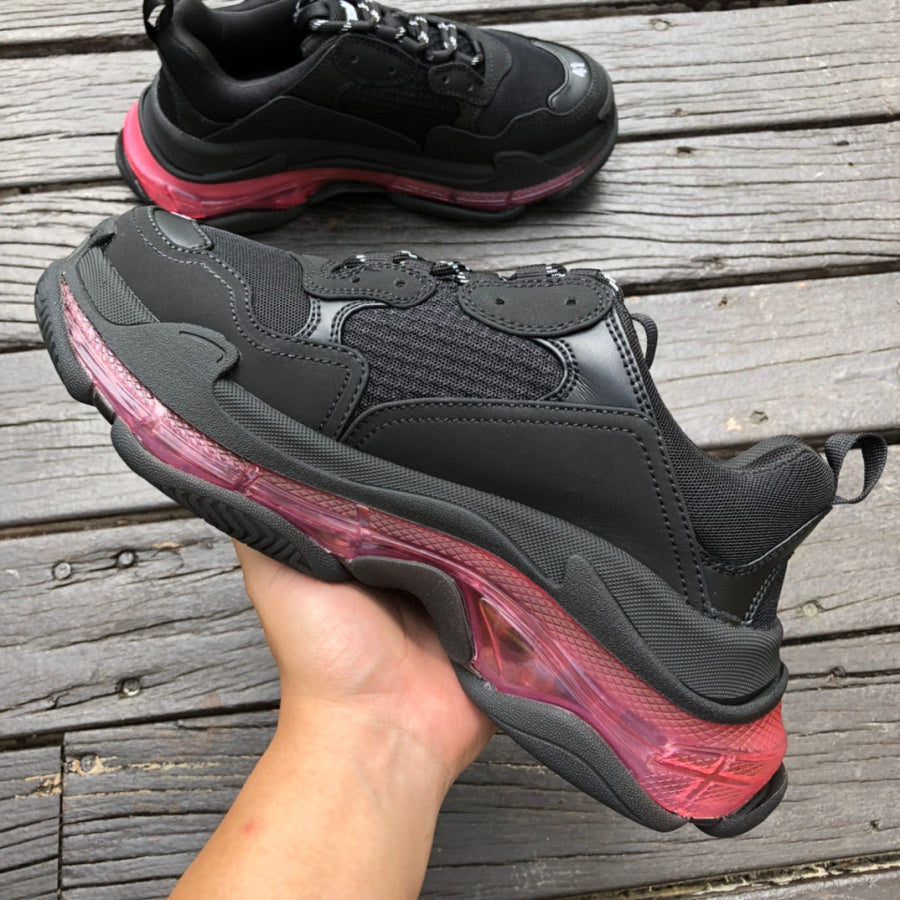 BALENCIAGA TRIPLE S