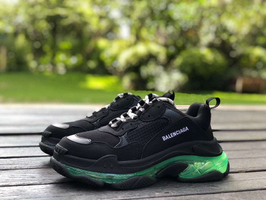 BALENCIAGA TRIPLE S