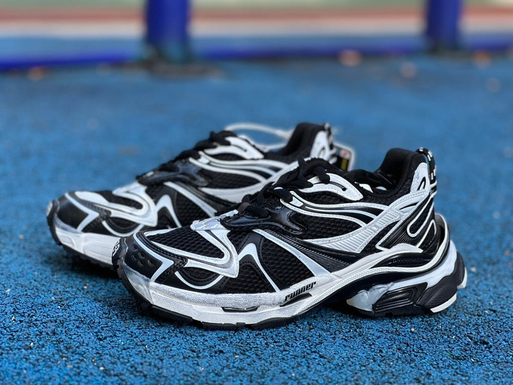 BALENCIAGA RUNNER