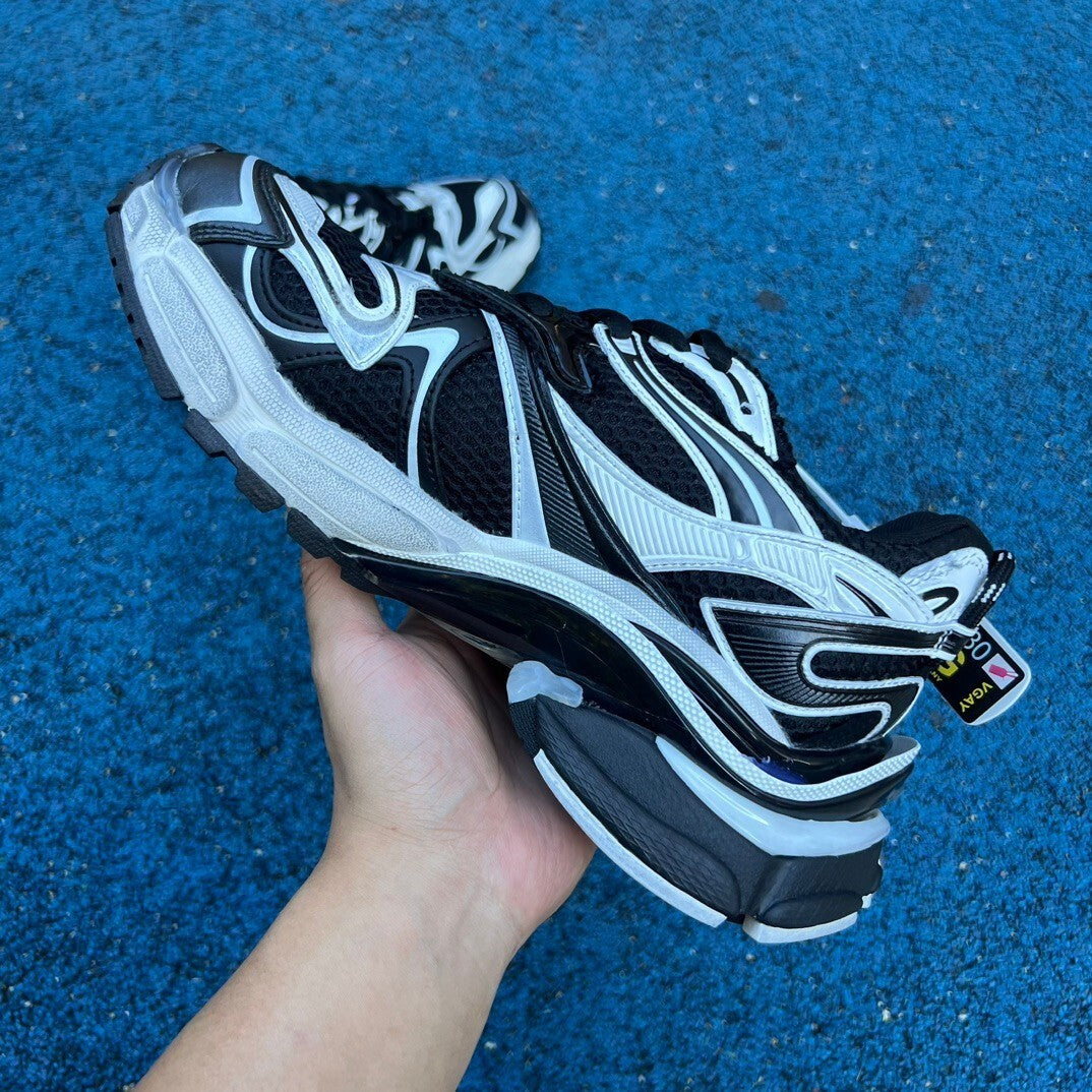 BALENCIAGA RUNNER